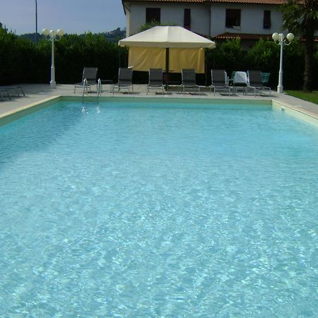 Villa Moorings Barga Bagian luar foto