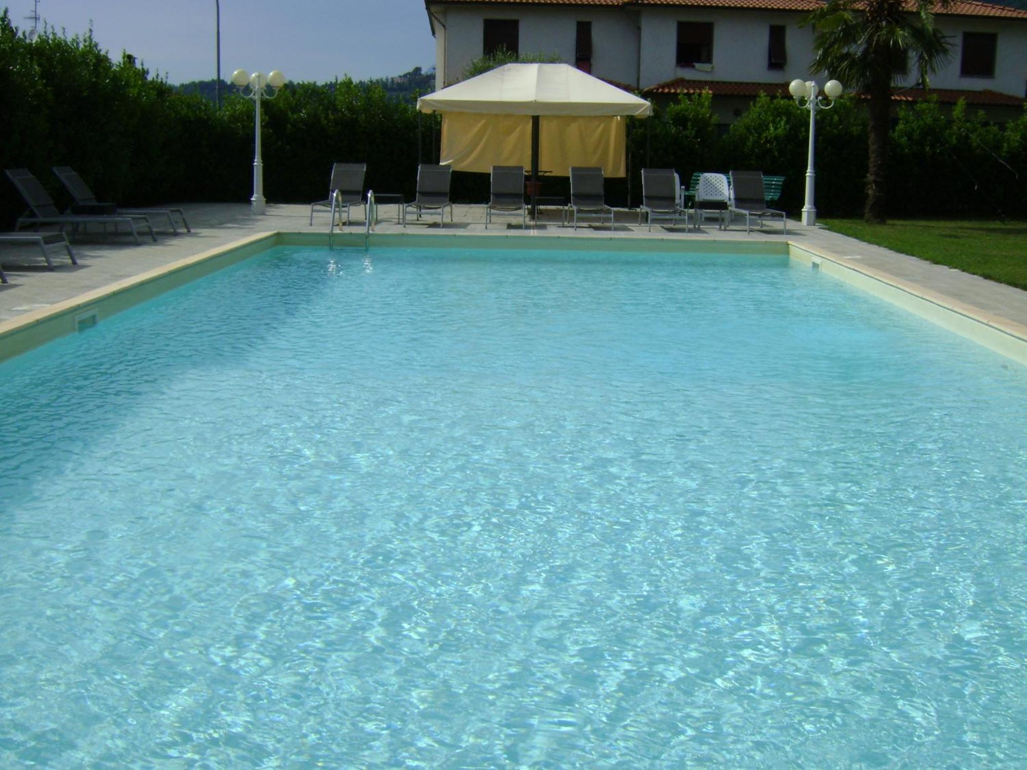 Villa Moorings Barga Bagian luar foto